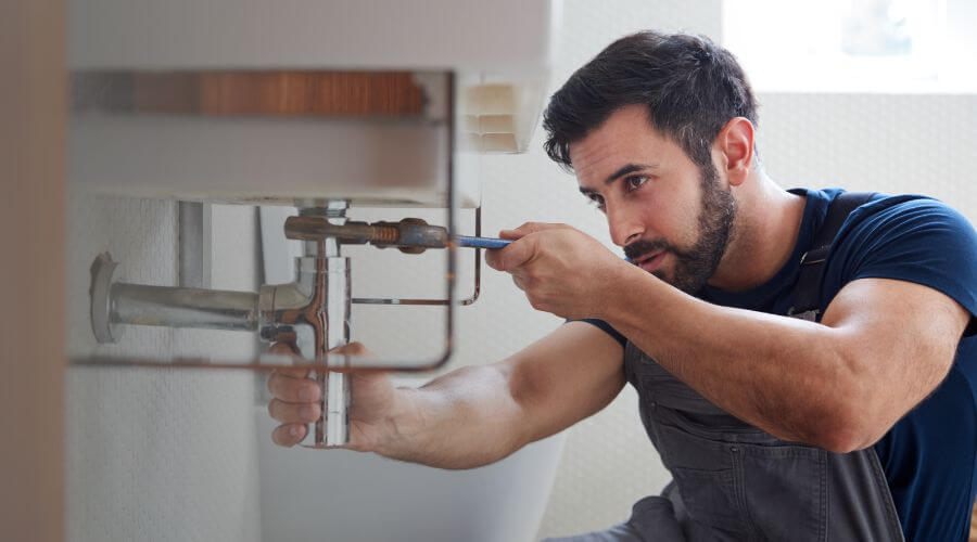 Water heater leaking fix in Morganza, MD